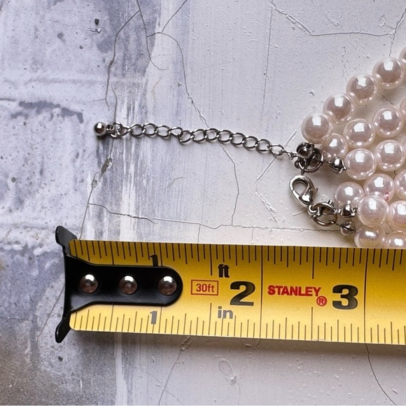 Pearl Necklace Medallion Convertible Assemblage Art Repurposed Pendant Handmade - Picture 9 of 10